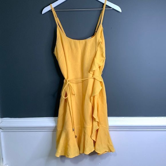 Selfie Leslie Dresses & Skirts - Selfie Leslie Ruffle Sundress
